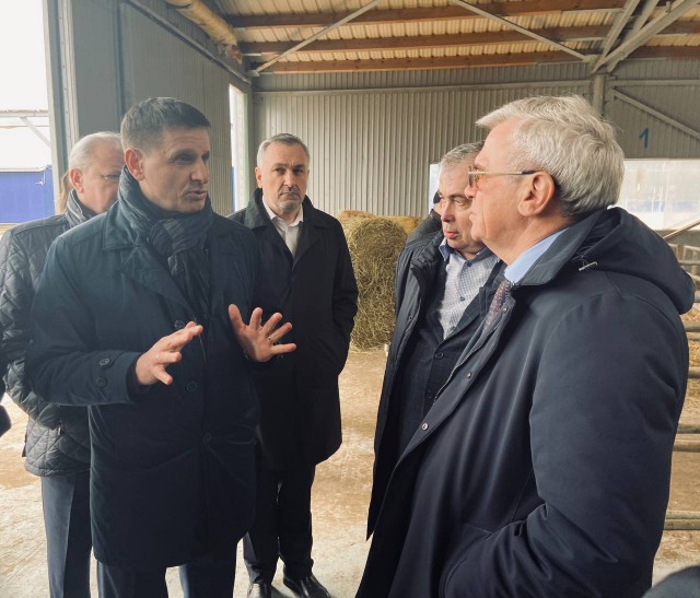 Евгений Люлин: "Ильино-Заборское сегодня – это мастер-класс, конкретный опыт, который нужно тиражировать в другие районы"