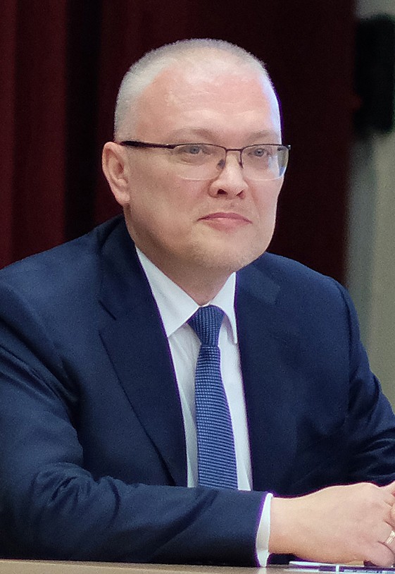 Александр Соколов подал в избирком документы о выдвижении на выборы губернатора Кировской области Александр Соколов подал в избирком документы о выдвижении на выборы губернатора Кировской области